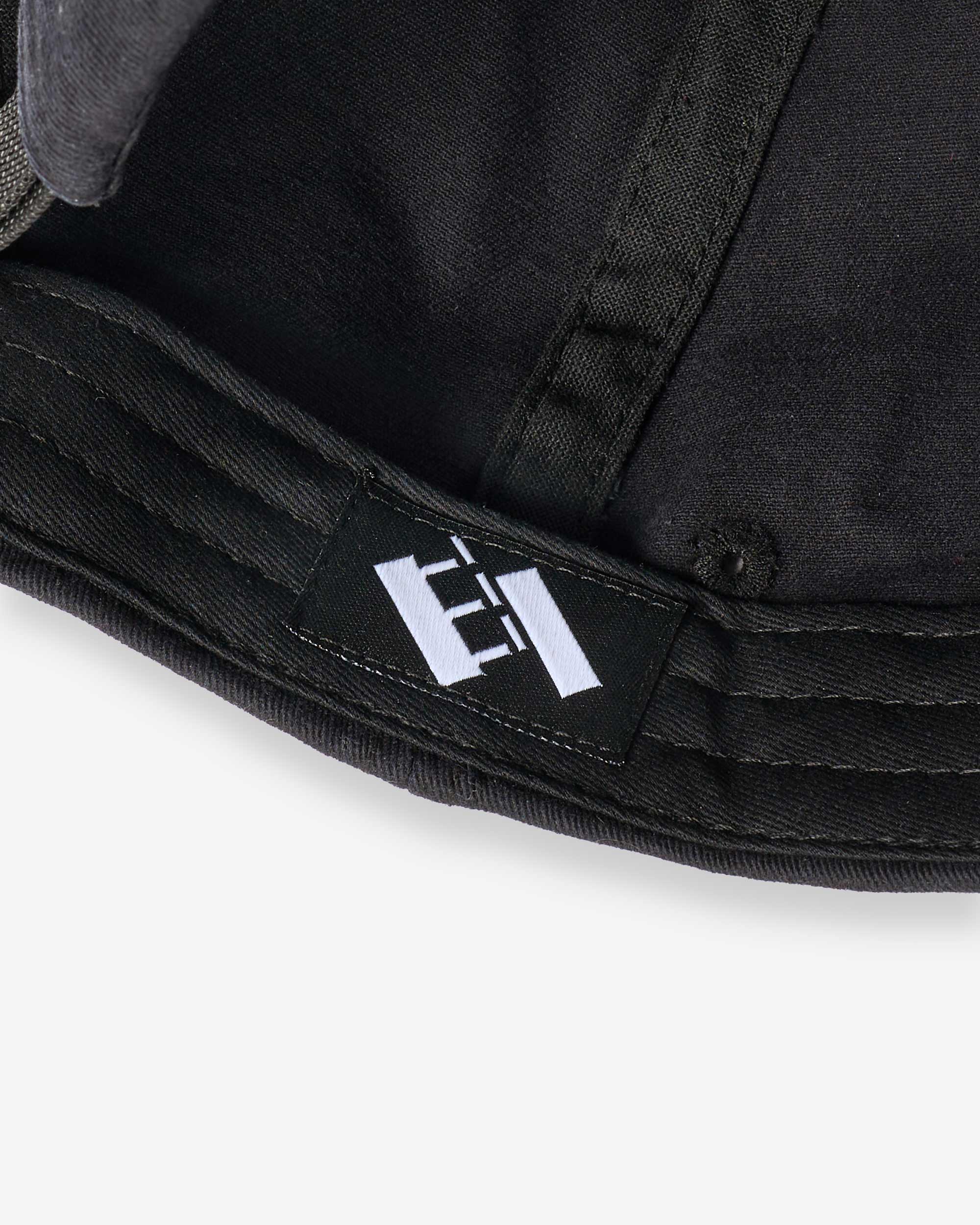 Heart 6-Panel - Black