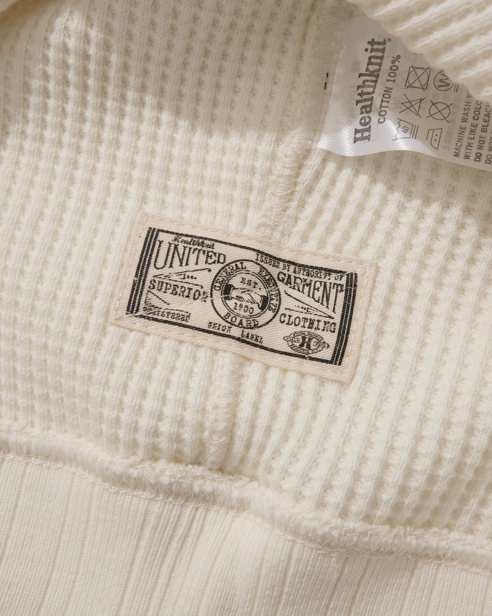 Super Heavy Waffle Mock-Neck L/S - Off White