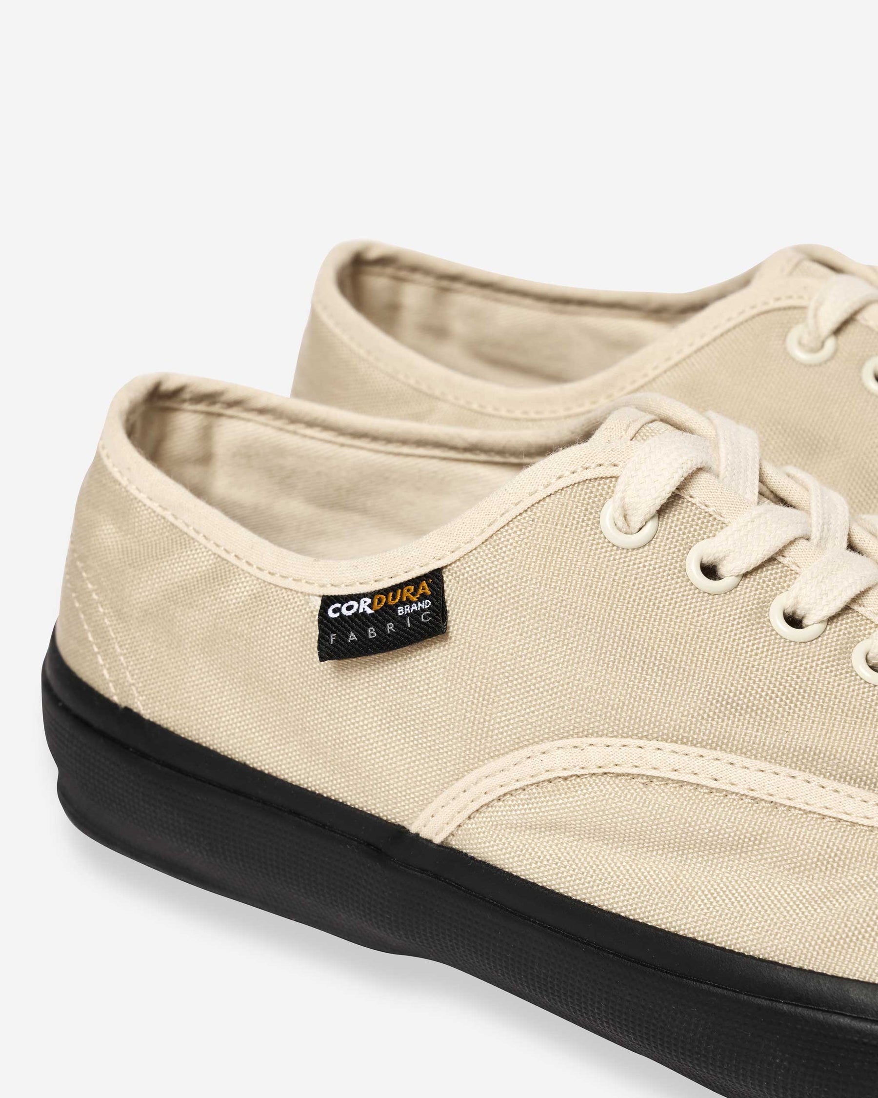 US Navy Military Trainer- Natural (5851C)