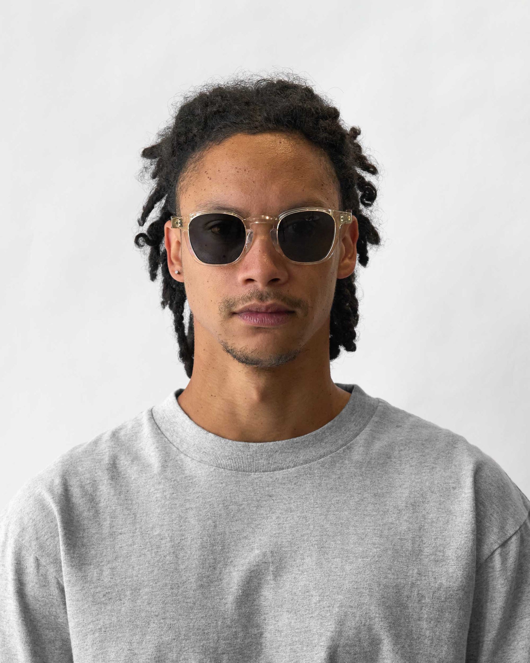 Kaslo Sunglasses - Aged Clear