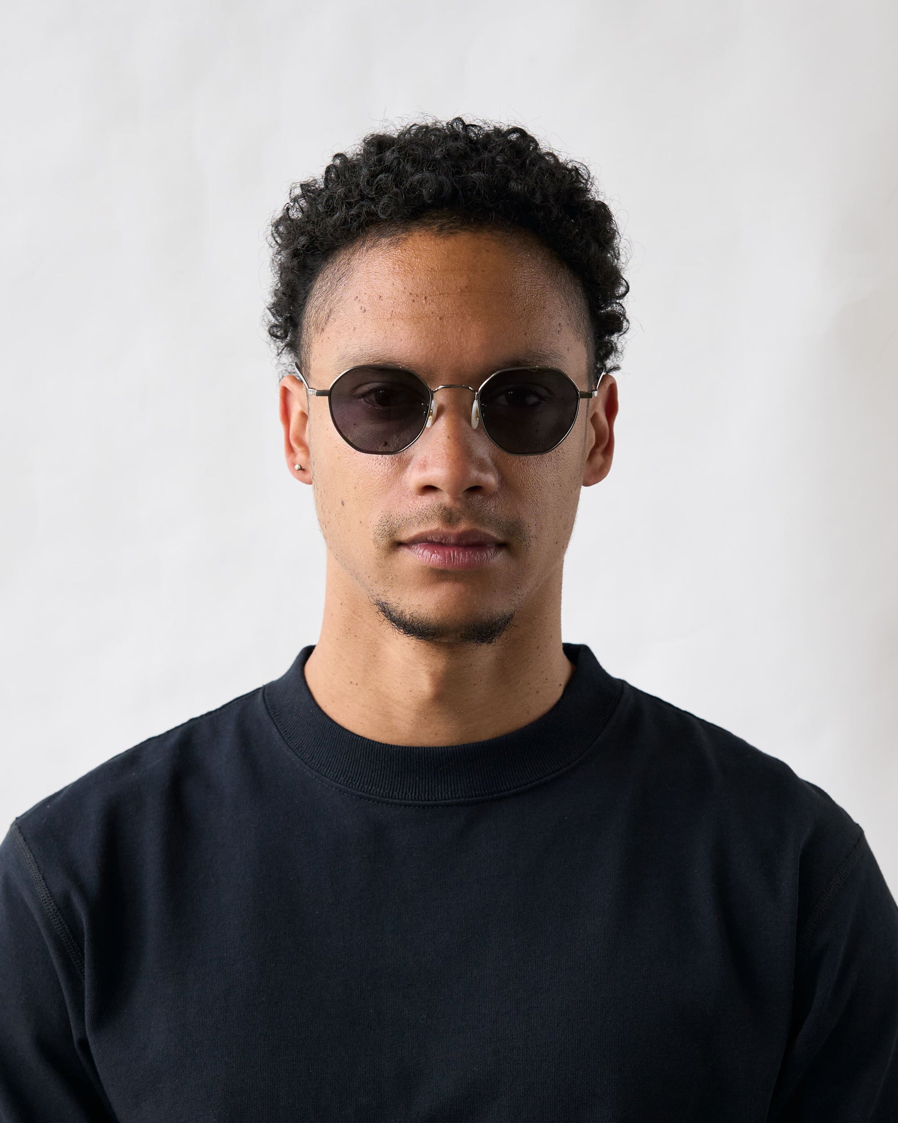 Colwin Sunglasses - Silver (Dark Grey)